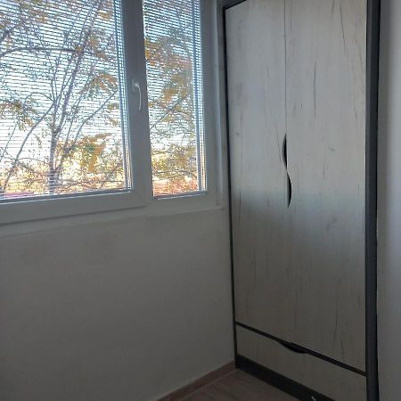 Lovely 1- Bedroom Condo Close To Downtown สโกเปีย ภายนอก รูปภาพ