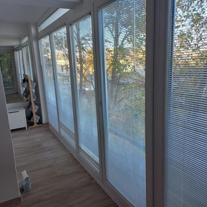 Lovely 1- Bedroom Condo Close To Downtown สโกเปีย ภายนอก รูปภาพ